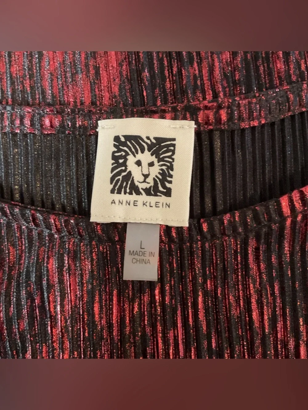 Anne Klein Metallic Red and Black textured Short Sleeve Top L - Picture 5 of 9